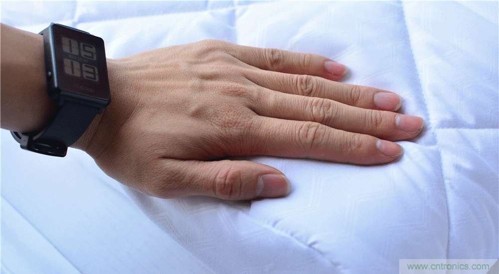 這個枕頭不僅能挽救睡眠還能挽救婚姻！