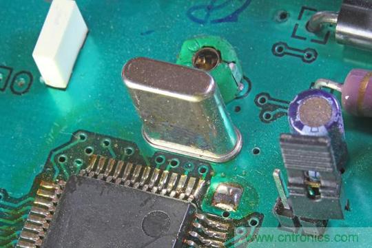 淺談晶體晶振區別、應用范圍及用法