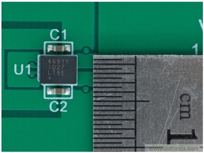 3.6V輸入、雙路輸出µModule降壓穩(wěn)壓器以3mm × 4mm小尺寸為每通道提供2A電流